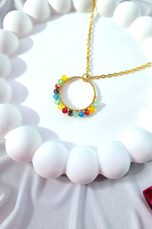 Naszyjnik pozłacany z kolorowym agatem – koło życia