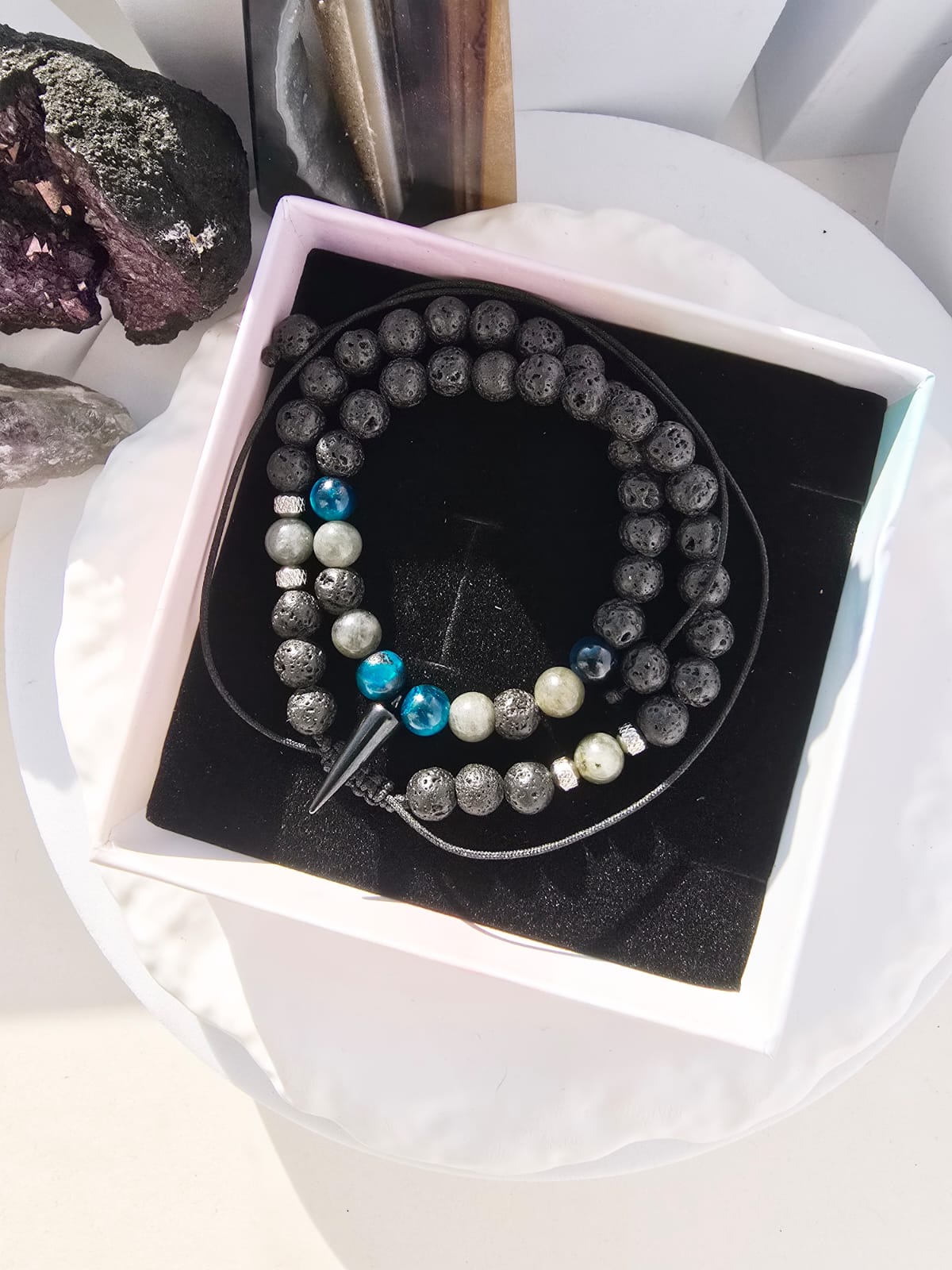 Naszyjnik męski- lawa wulkaniczna, labradoryt, tygrysie oko