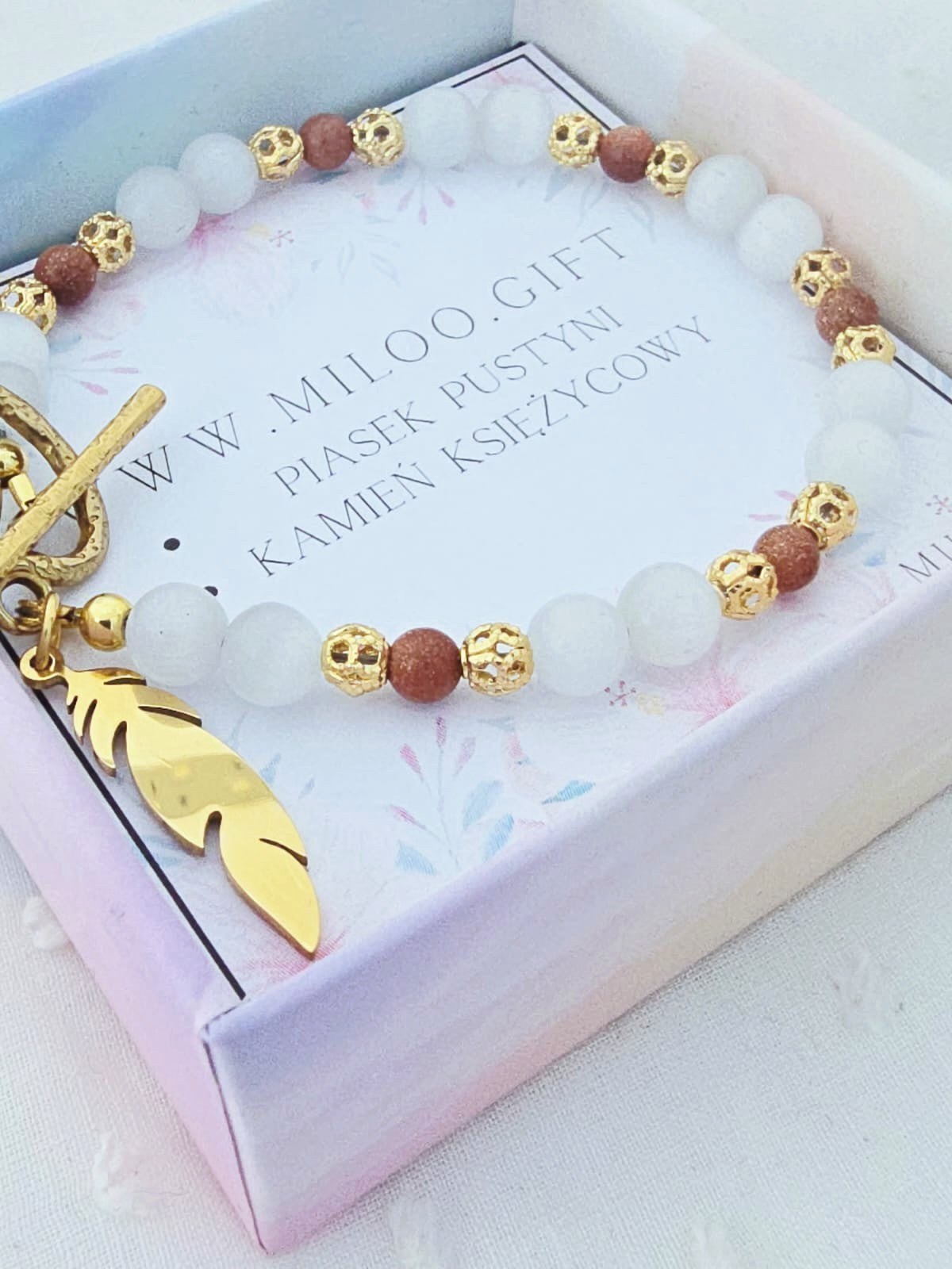 Bransoletka z kamieniem księżycowym i piaskiem pustyni - Biżuteria Miloo