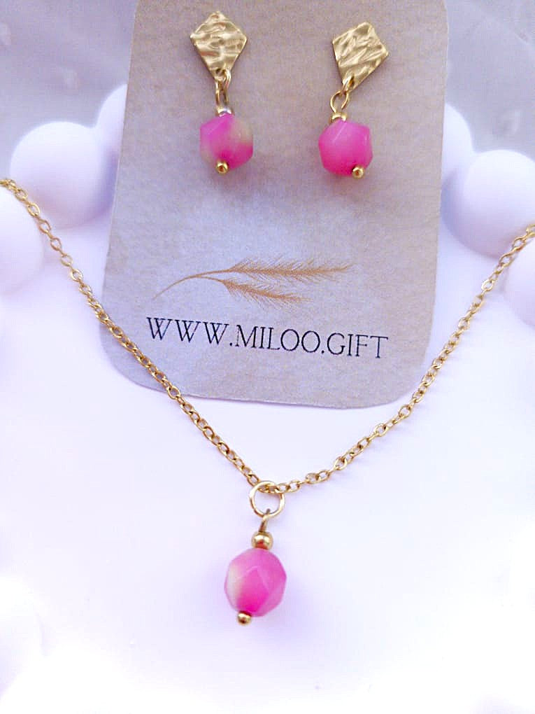 Kolczyki wiszące z jaspisem brzoskwiniowym