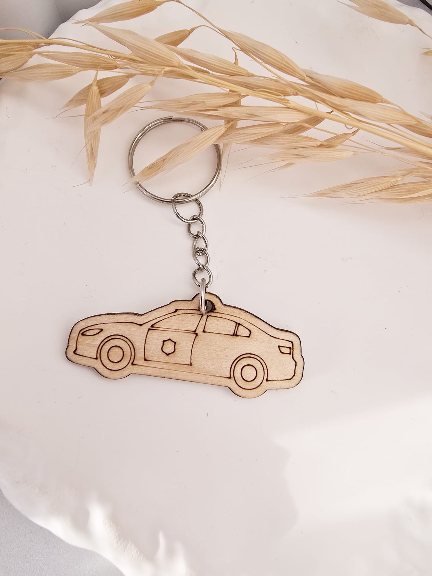 Drewniany breloczek samochód policyjny – sklejka 3 mm | 7 x 3,5 cm | Personalizacja