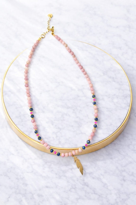 Naszyjnik z rodonitem, turmalinem różowym i ciemnym szafirem – biżuteria z kamieni naturalnych 42 cm + 5 cm przedłużka